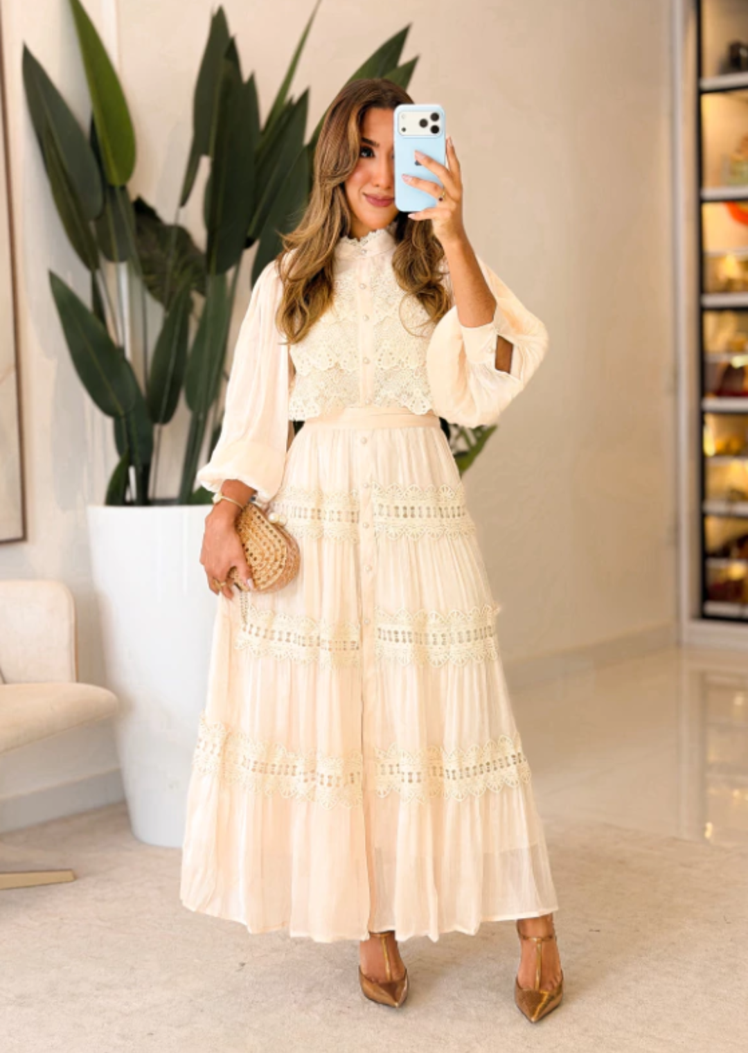 1025 - Vestido em Chiffon | Com Guipir